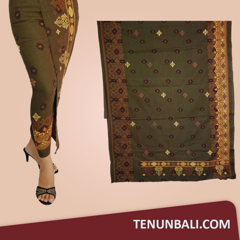 Kain Endek Dengan Motif Jumputan