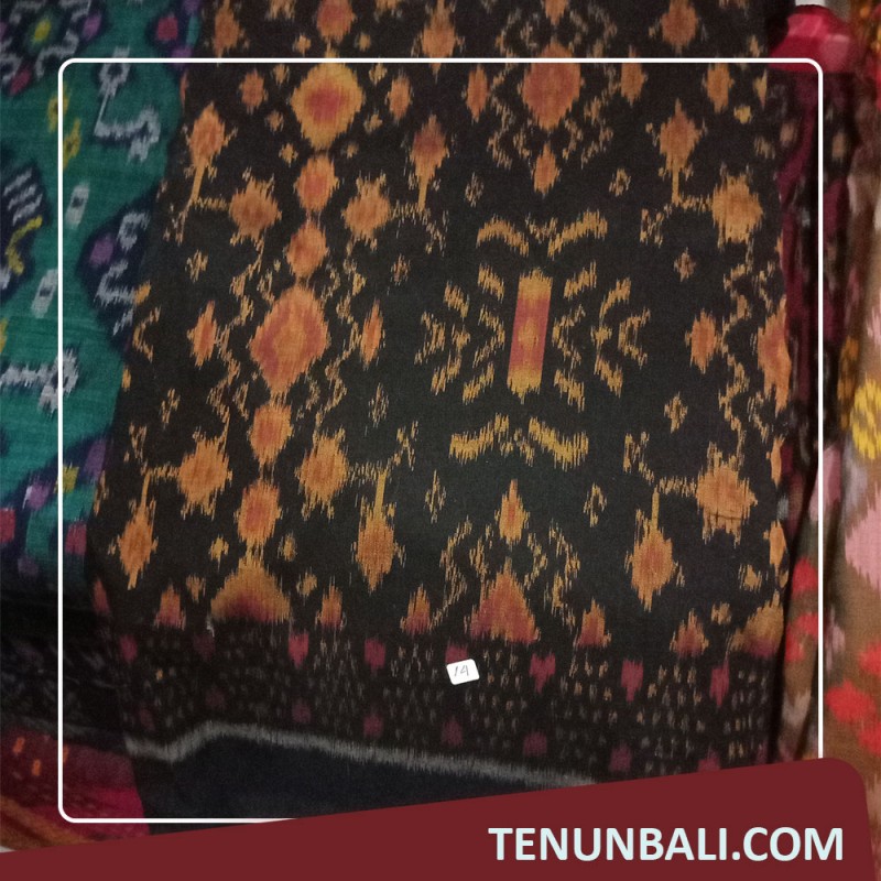 Kain Endek Motif Patra Warna Hitam Kombinasi