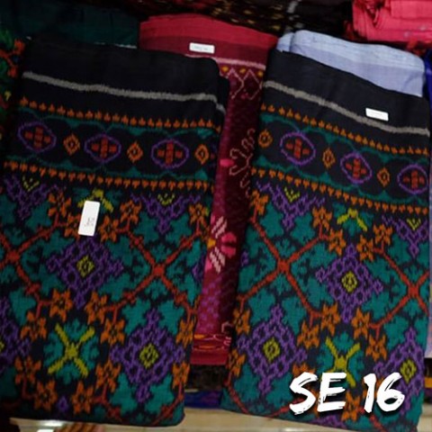 Kain Seragam Endek Motif Khas Bali