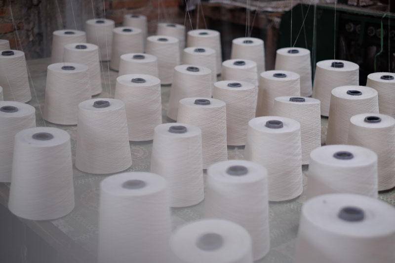 Pemintalan Benang Untuk Kain Tenun