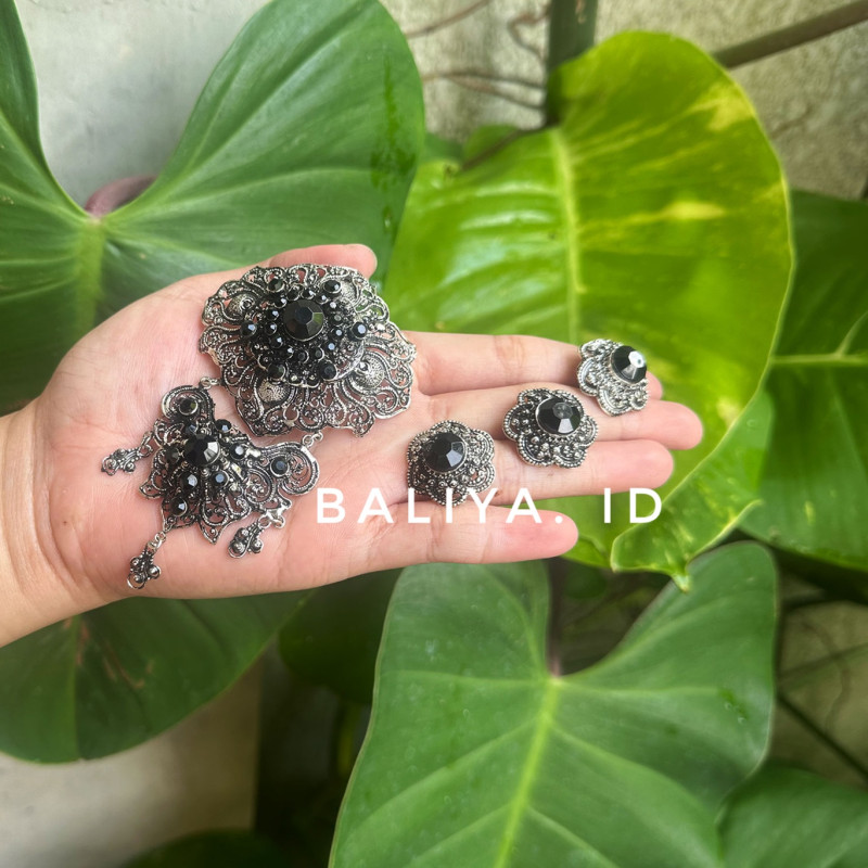 bros gonde bakar permata hitam