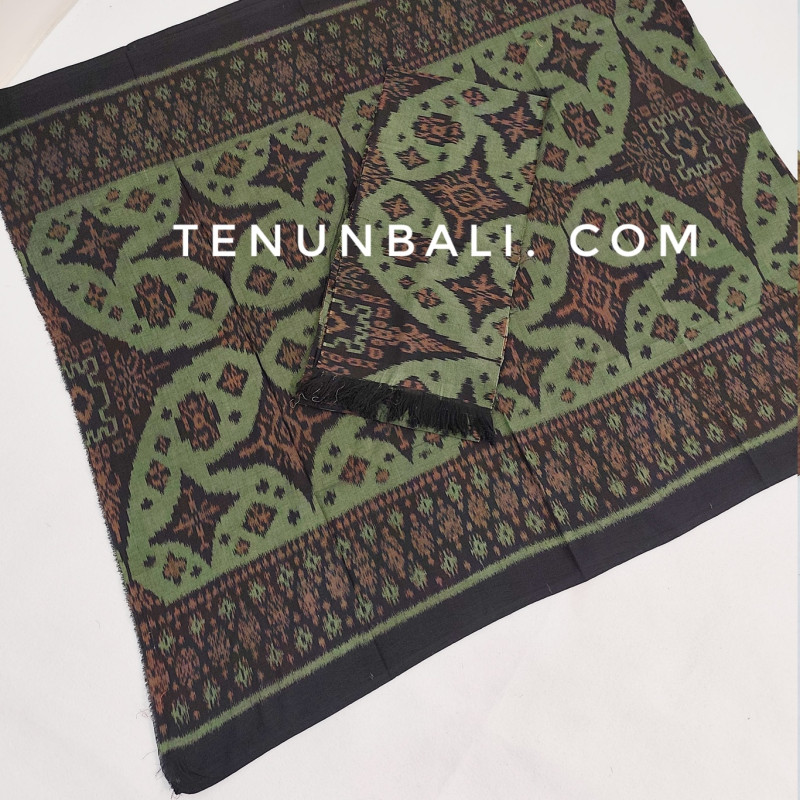 endek bebali motif lobeng tenunbali